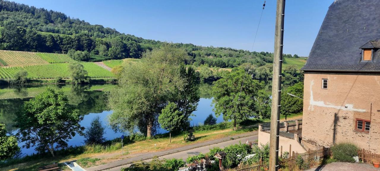 Apartment In Spay Smile Zell-Merl Mosel Buitenkant foto